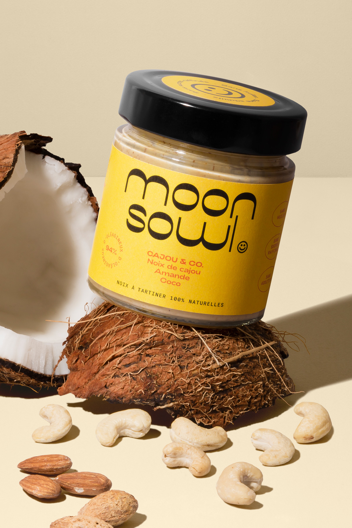 Moonsowl cajou & co jar.
